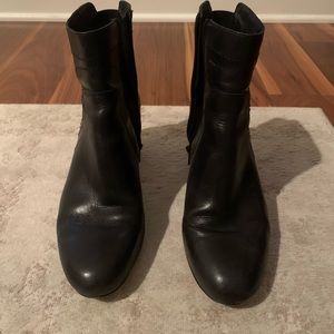 Corso Como black leather bootie size 8